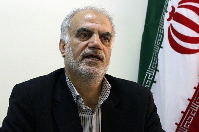 سجادی: عملکرد وزارت بهداشت و نهادهای مسئول در مبارزه با کرونا ارزشمند است