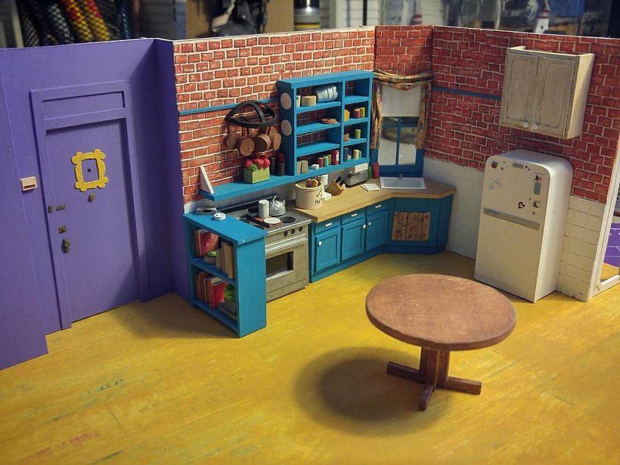 مدل مینیاتوری آشپزخانه مونیکا در سریال فرندز