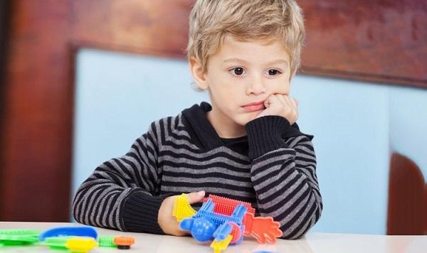 دلیل علاقه مند شدن والدین به تک فرزندی دلیل علاقه مند شدن والدین به تک فرزندی